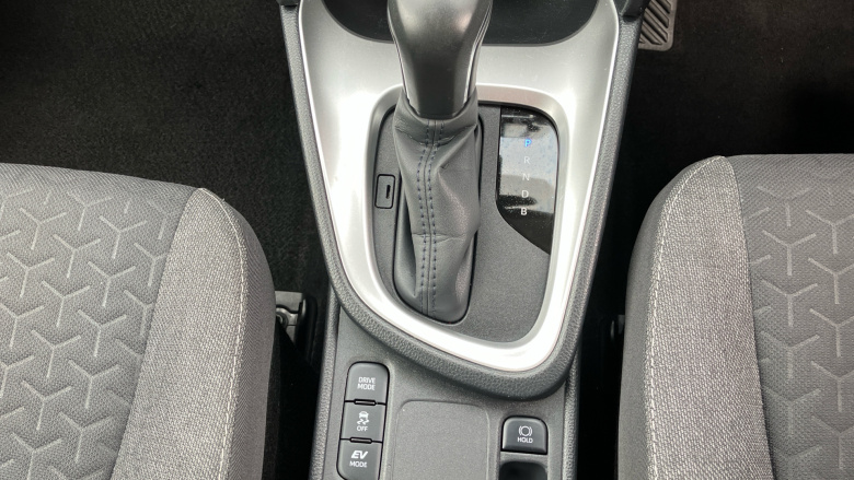 Toyota Yaris Cross 1.5 Hybrid Icon 5dr CVT Hybrid Estate